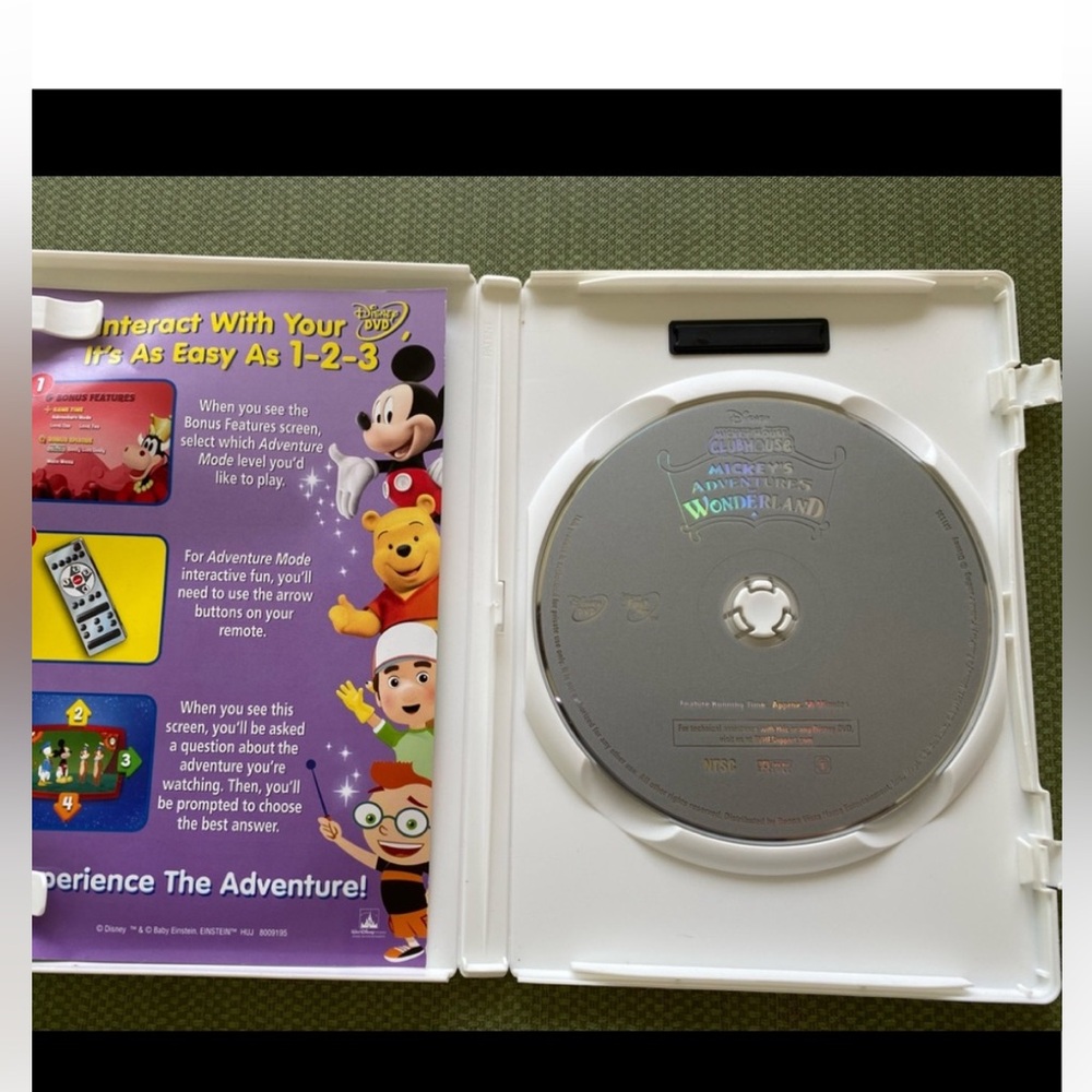 🛍️Disney DVD bundle - Picture 10 of 11